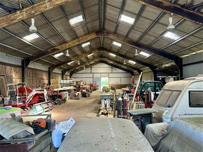 Multi Purpose Barn/Indoor Riding School
